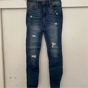 hollister skinny ripped jeans
